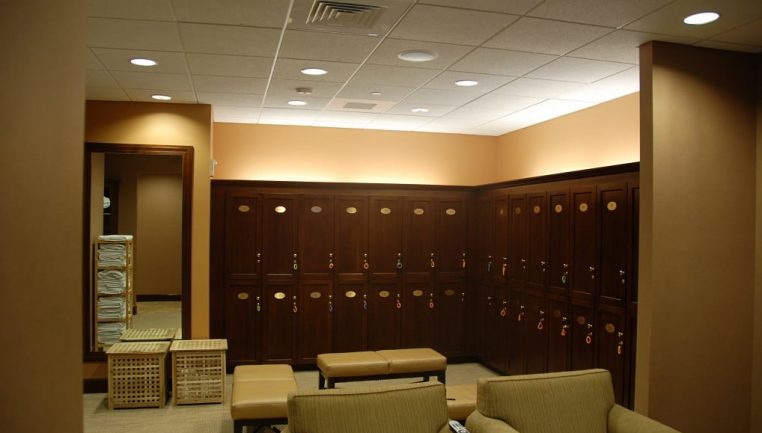 Men's Locker Room at Country Club Fitness Center
